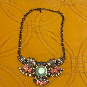 Statement necklace